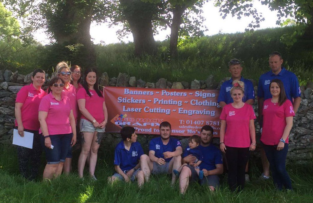 Well done to Mo's Moos  for raising over £4000 for Cancer Research UK. A few of the great team behind it.