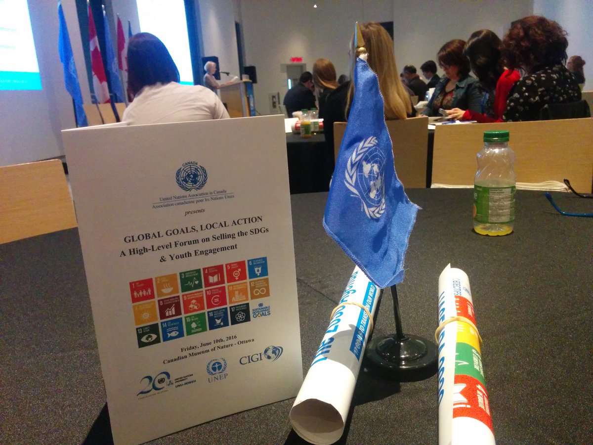 SarahBPower's tweet photo. Getting started with a room full of #globalcitizens at the @UNACanada forum on the #SDGs aka the #GlobalGoals. https://t.co/U5Zn35O19i
