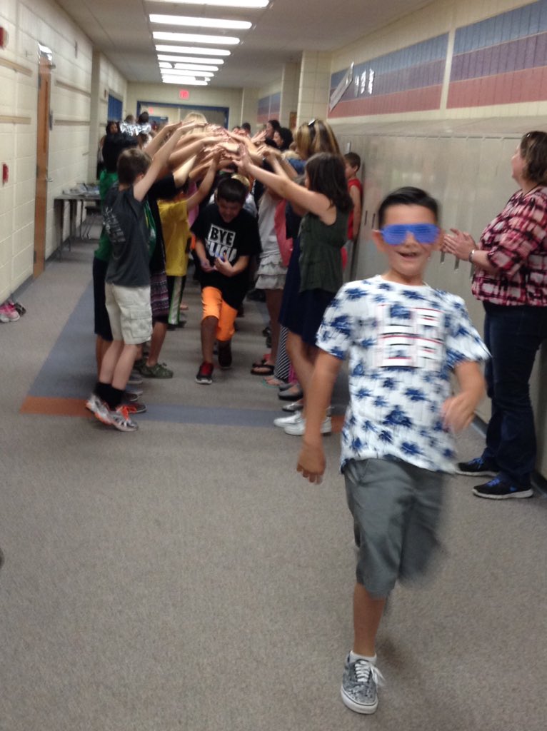 Way to go <a href="/LakeshoreWO/">Lakeshore Elementary</a> 5th graders! #readyformiddleschool!