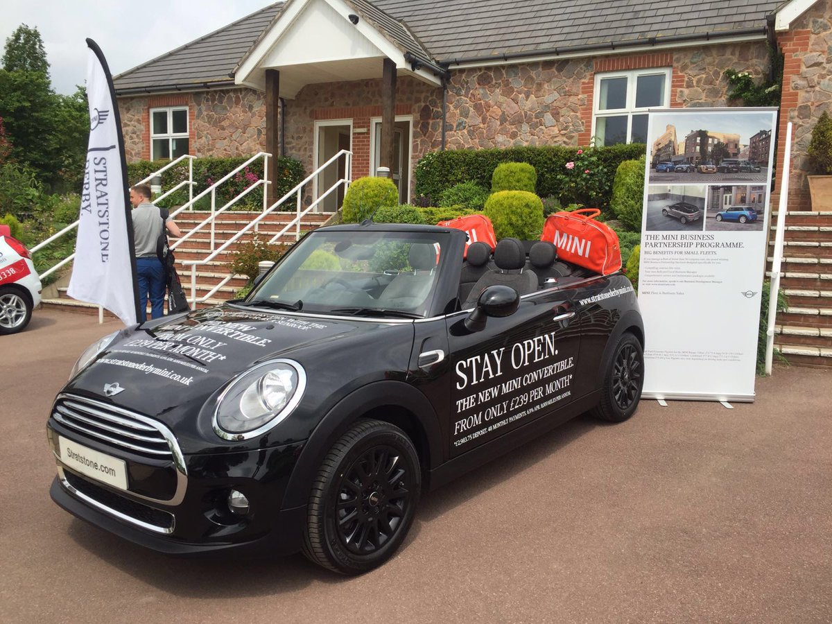 stratstonemini's tweet photo. We've got excitement down to a tee today at the Nicholas Humphreys Charity Golf Day #MINIConvertible #DerbyMINI https://t.co/4DJmwoF7xO