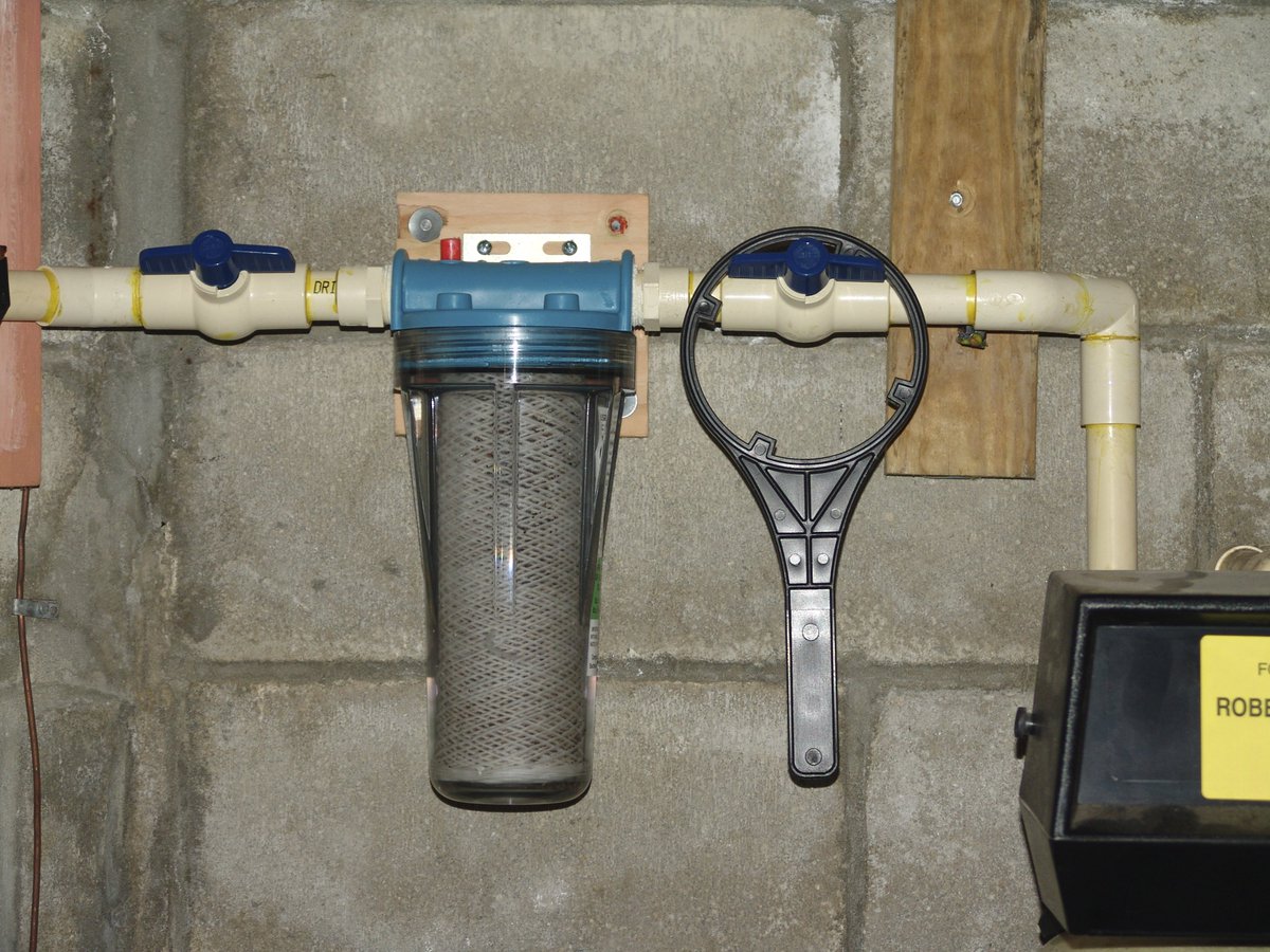 N_W_S_C's tweet image. If you have #nowater, the first thing to check is always your #sedimentfilter. Then call us!  #TheMoreYouKnow