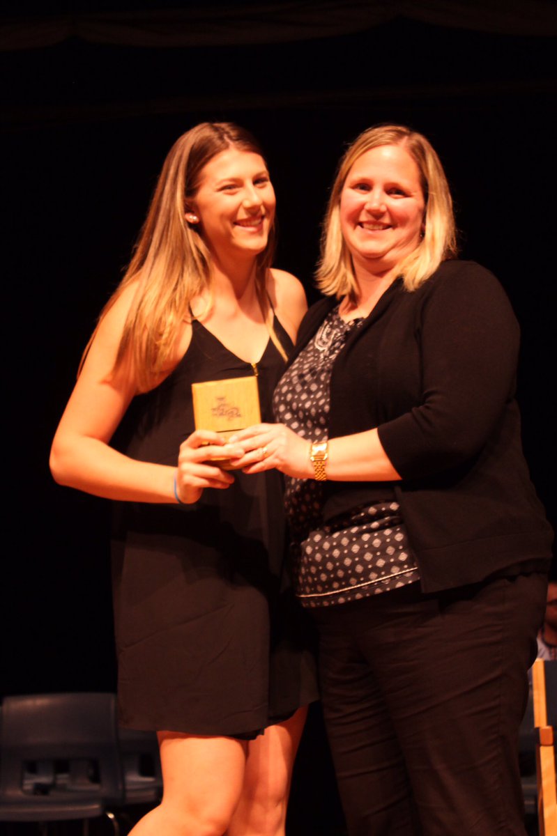 2/9 <a href="/hannah_cahill15/">Hannah Cahill (she/her)</a> was a <a href="/lockviewhigh/">Lockview High School</a> Sports Awards winner in Thursday night #FallRiverNS