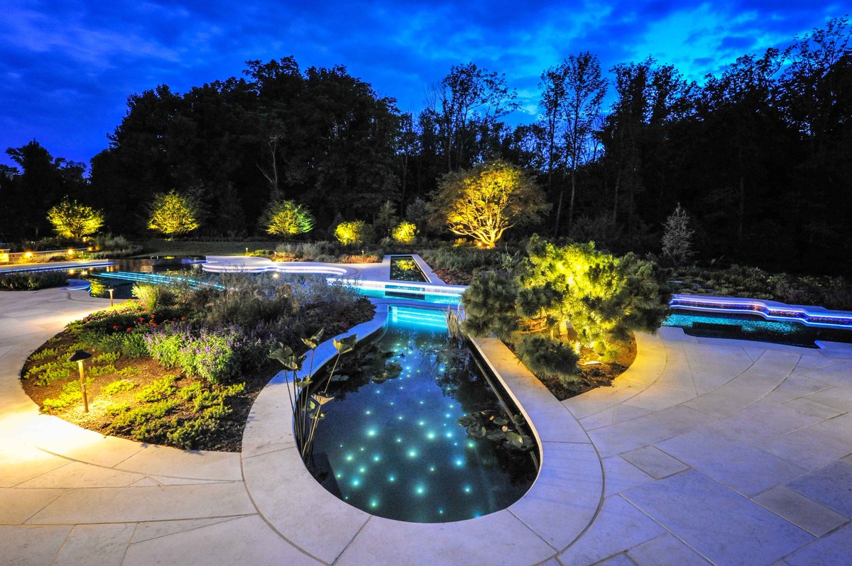 LLDesignerPlus's tweet image. Landscape Lighting Designers Plus offer free consultations! We design lighting to fit every yard!