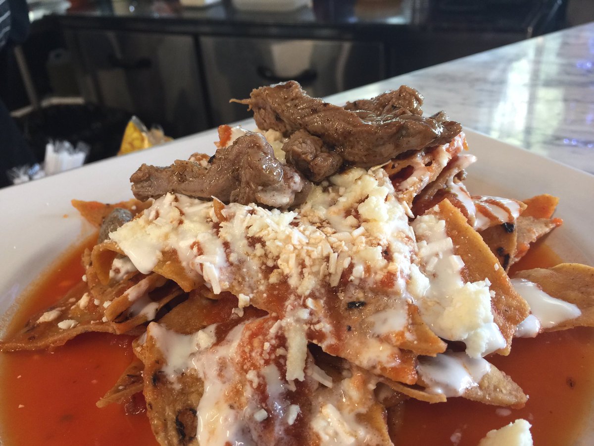 tachulasabor's tweet photo. Hoy tocan los chilaquiles de @tachulasabor @cclamorera no te los pierdas!! #mercadomasaryk https://t.co/GCiWLcQmZ6