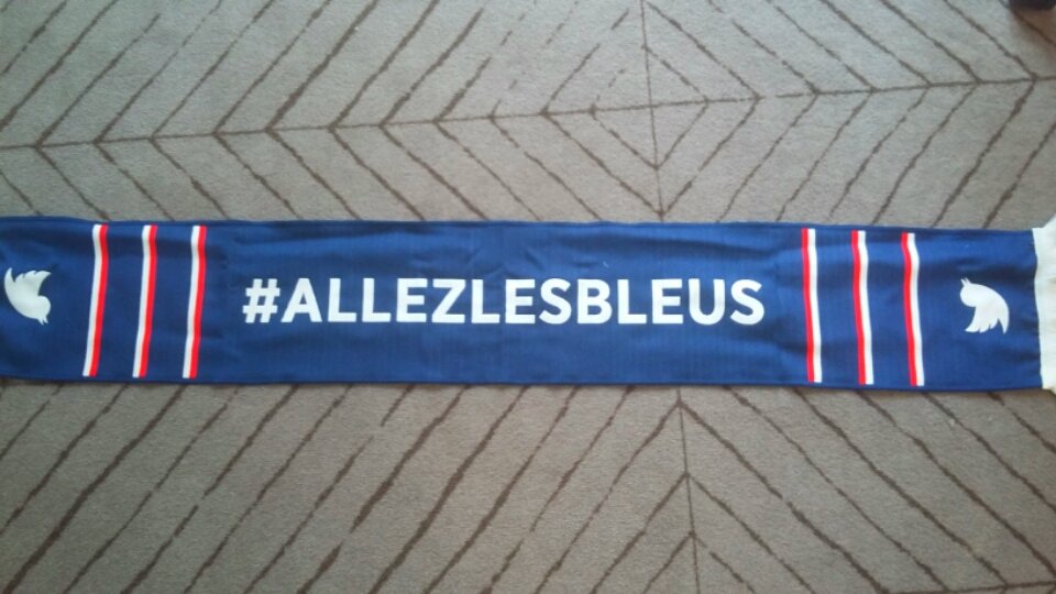 melissa_simoni's tweet photo. Alors là @rosbeefparis vous avez fait très fort ! #AllezLesBleus #mercixavier https://t.co/4P80pFBVYj