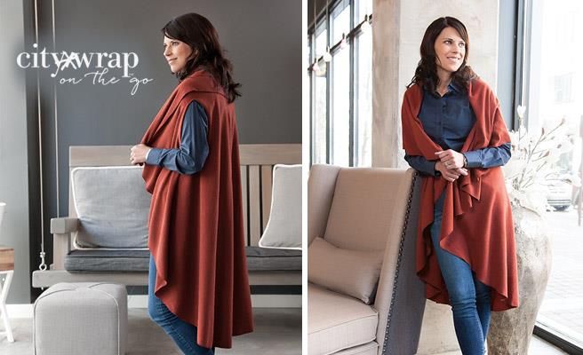 TLWHOM's tweet photo. Charms, Wraps, Leather, OH MY! Check out our City Wrap by Demdaco! #summerstyle #cozy https://t.co/7Dd85tuFJ6 https://t.co/xrVsEkHLTh