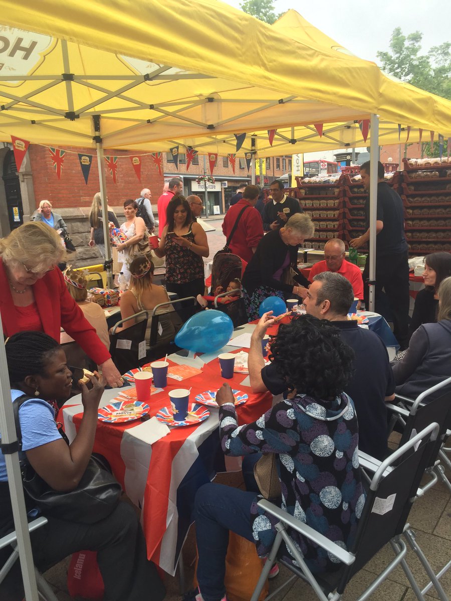m_hull's tweet photo. #HovisStreetParty #Hovis https://t.co/QwhfvVeCKt