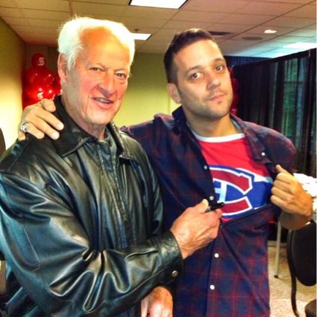 strombo's tweet photo. That time Gordie Howe tried to vandalize the crest of his heated rival. #ripmrhockey https://t.co/uhw7yDGu4K