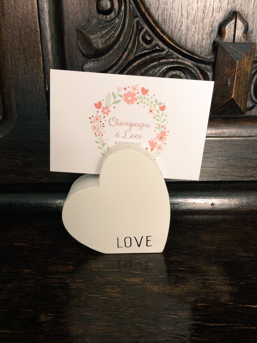 champagnelace1's tweet photo. Love our new place card holders! Perfect for any #weddingstyling https://t.co/AiNDG2Wuym