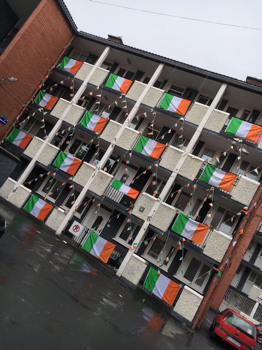 _jakedonnelly_'s tweet photo. Flats are lit 😄 roll on Monday!! Come on Ireland 🇮🇪🇮🇪🇮🇪 #Ireland https://t.co/VkOjH99J4z