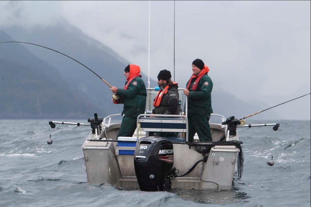 IndigenousBC's tweet photo. MT @WC_Resorts: Great weather & #fishing on Day 1 of the #SalmonMasters tournament at #EnglefieldBay! #AboriginalBC https://t.co/8HFhSPx2jc
