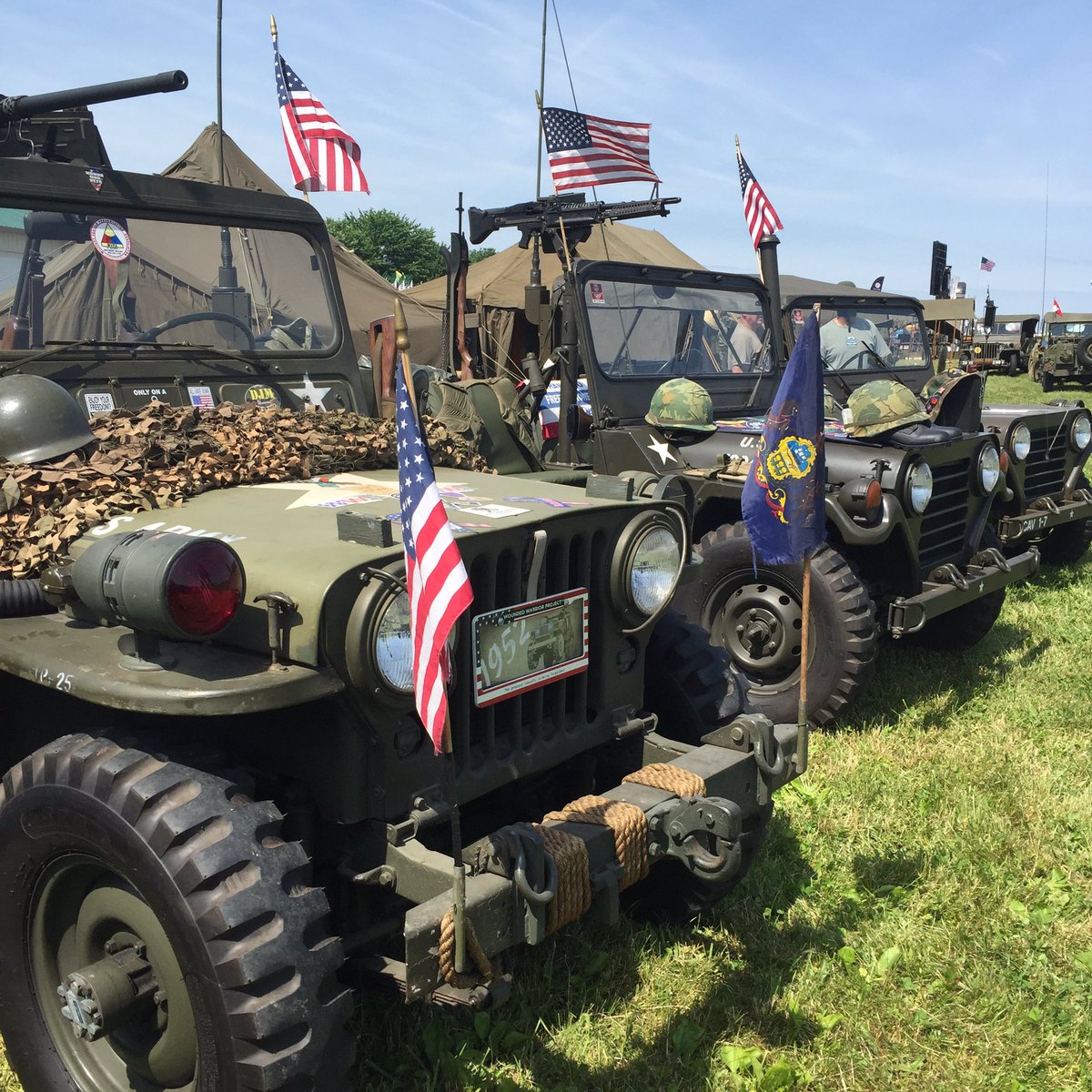 Flat12Gallery's tweet photo. Thank you to those that have protected our freedom! @bantamjeepfest #bjhf https://t.co/1RvDnyCLiD