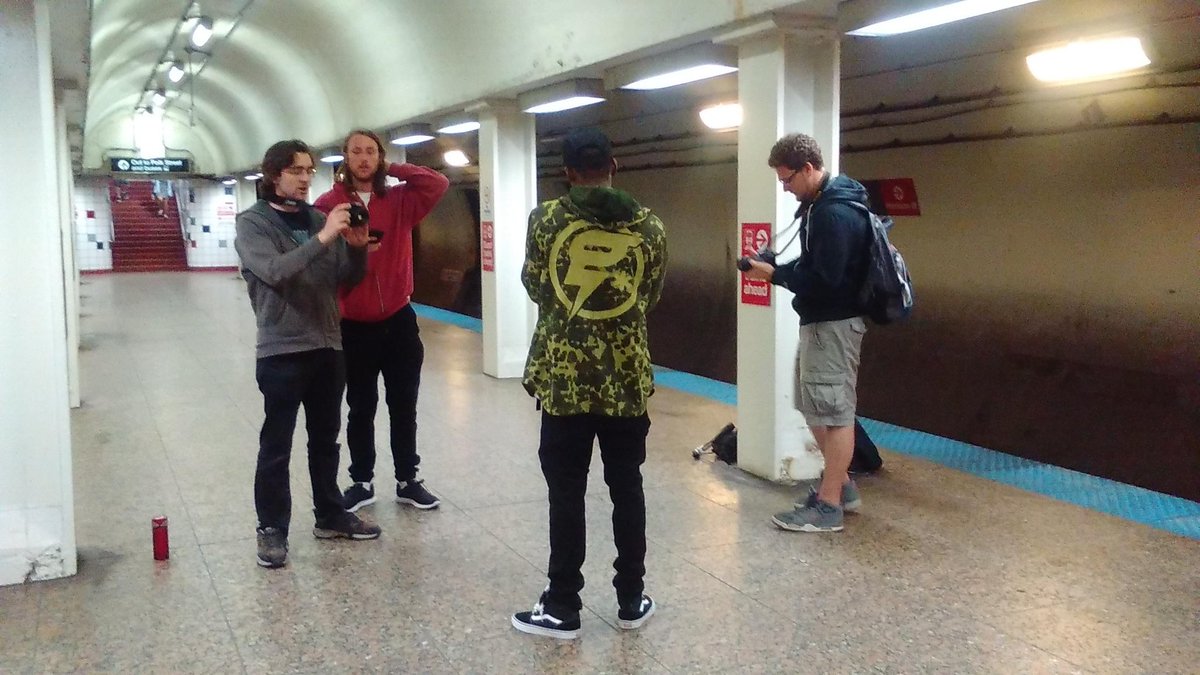 shyecitymycity's tweet photo. #WEEGONE #SQUADSHITONLY #VIDEO https://t.co/7Ywi4XS7Hy
