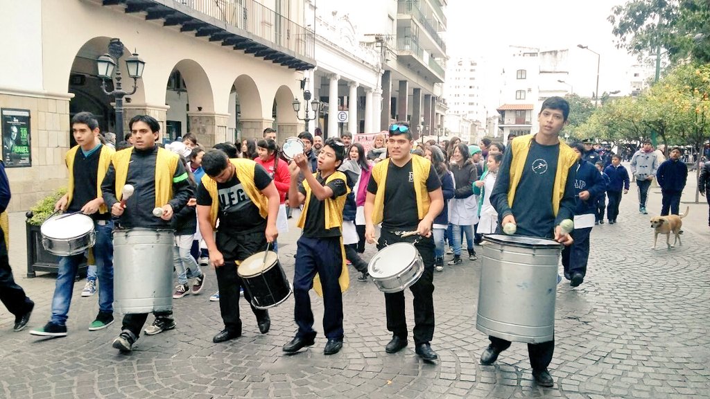 #NoAlTrabajoInfantil jornada concientización <a href="/EqInterdiscEA/">EquipoInterdiscip</a>  #PlayónEducativo #ArteEnMovimiento Presente!@UrtubeyJM