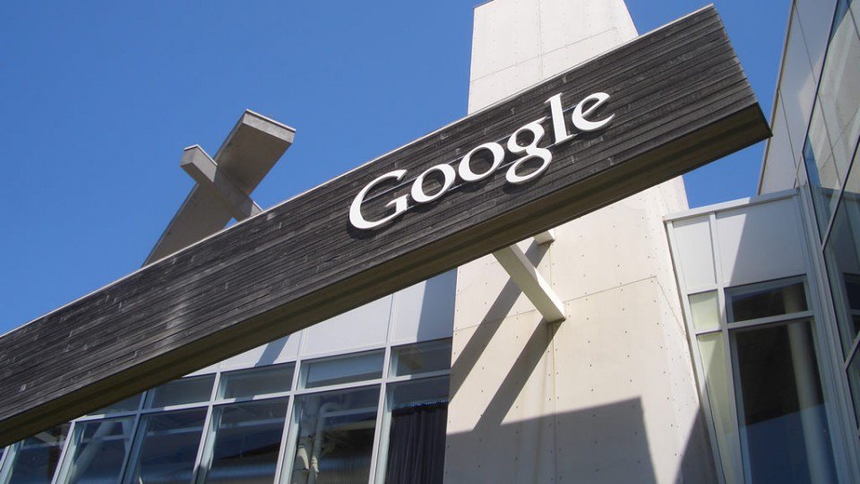 evercoding's tweet image. Un estudio cuenta cómo las compañías de tecnología son valoradas por las personas. bit.ly/1Pj0RTP #Google