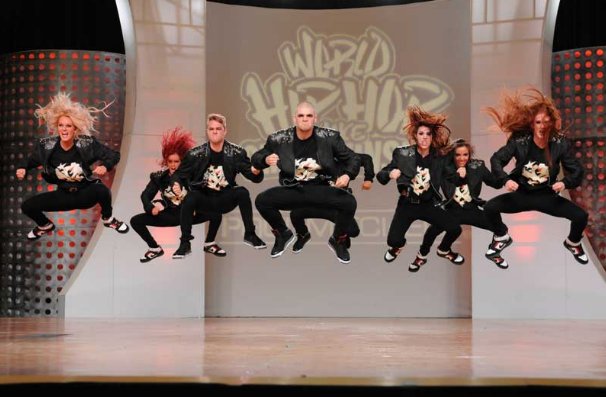 StudioPartyTime's tweet image. Spectacle de fin de session #SPT arrive le 18 et 19 juin 2016! Pré-vente dès le 14 mai. ow.ly/hFFH30162Su