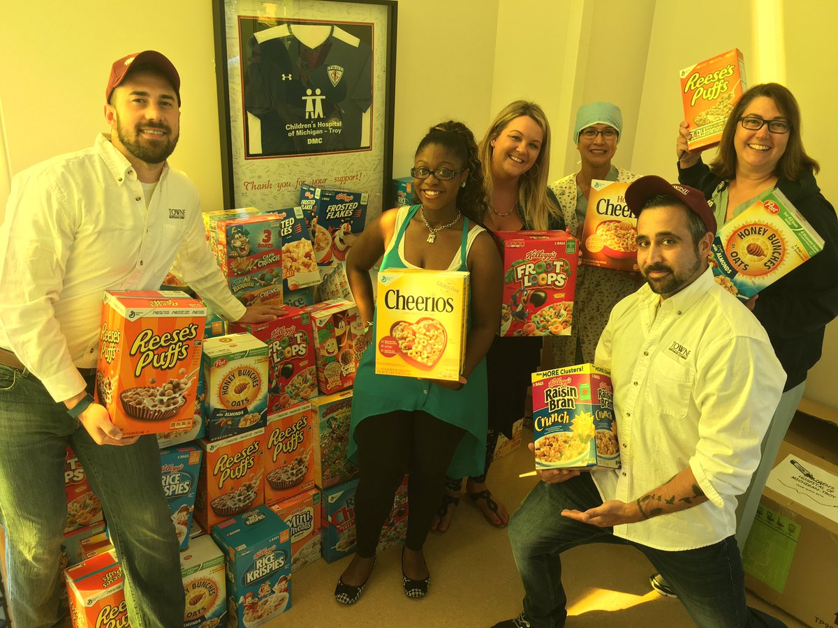 TowneMortgageCo's tweet photo. Members of the #TowneTeam delivering hundreds of cereal boxes for @ChildrensDMC drive today! #GotCereal #CerealDrive https://t.co/BX4XAUJ1Sk