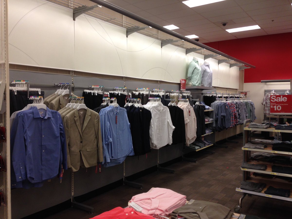 Remerchandised our backwall... Makes me wanna buy some men's formalwear 😉 #Target #T2082 <a href="/Target/">Target</a>