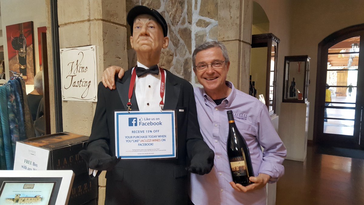JacuzziWines's tweet photo. Meet our friendly, Italian tasting room manager, Alex. He's on the right.
#tgif #jacuzziwines #sonoma #winetasting https://t.co/a4bwUL8OeU