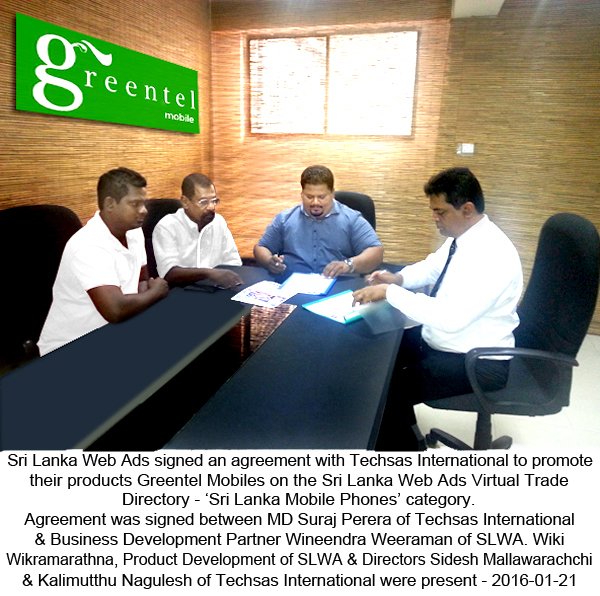 Srilankawebads's tweet photo. #SriLankaWebAds #WineendraWeeraman, #WikiWikramarathna signs agrmnt wt #SurajPerera of #Greentel 26-01-16 https://t.co/jRUrDLLyJh
