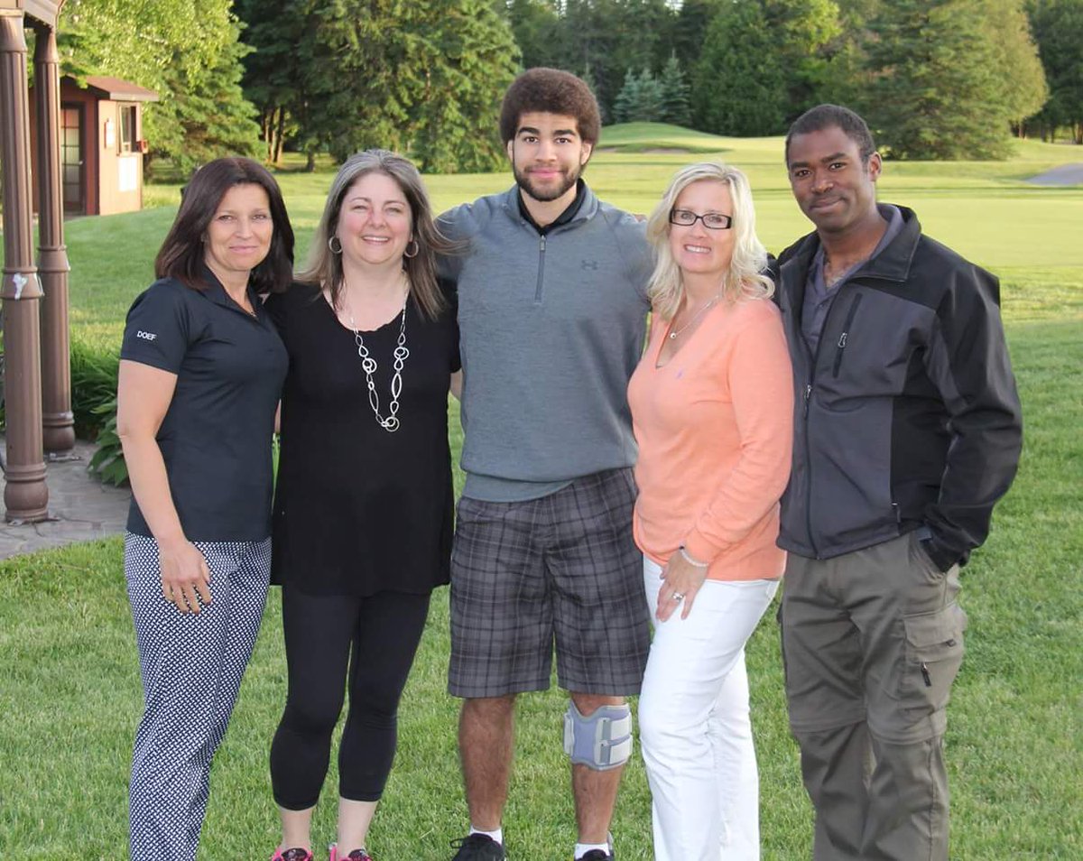 A HUGE thank you to <a href="/TammersMom/">Kristina Tam</a> &amp; Stefanie Hamre and volunteers for DOEFSTRONG97 golf tourney!  <a href="/doefstrong97/">Doef Strong97</a>