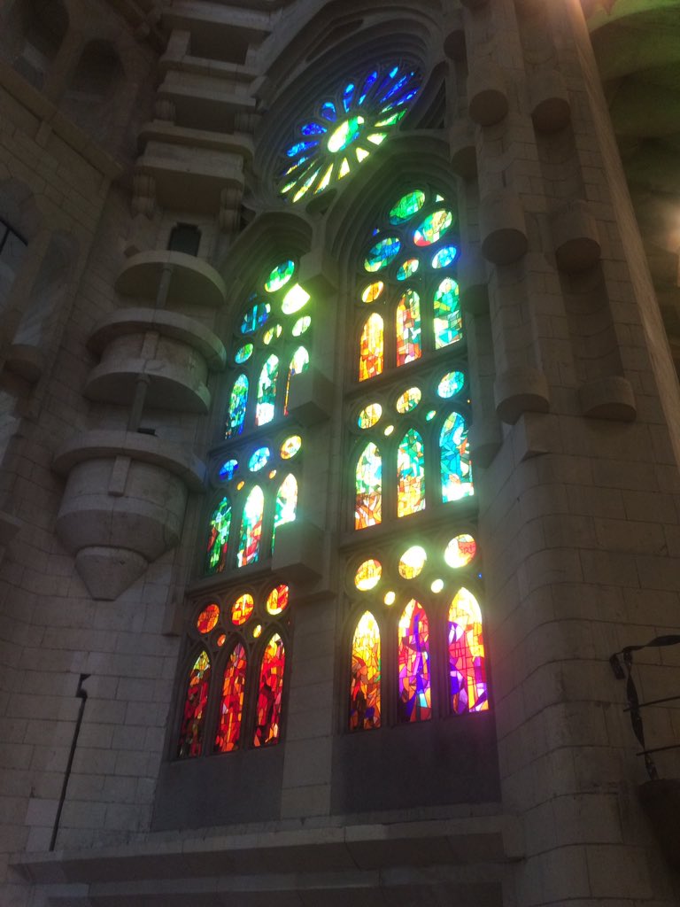 kkaaatt's tweet photo. So we just came from here... Basílica de la Sagrada Família https://t.co/jxXZFmqMNX