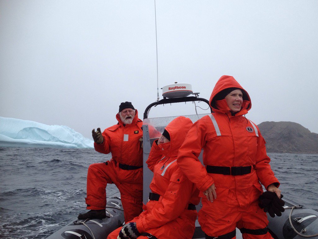 IcebergQuest's tweet photo. Skipper Rogers & Petra Aykler, #Jonview #tour guide view #icebergs up close in #Twillingate @NLtweets @CentralNL https://t.co/8oOdOCElhX