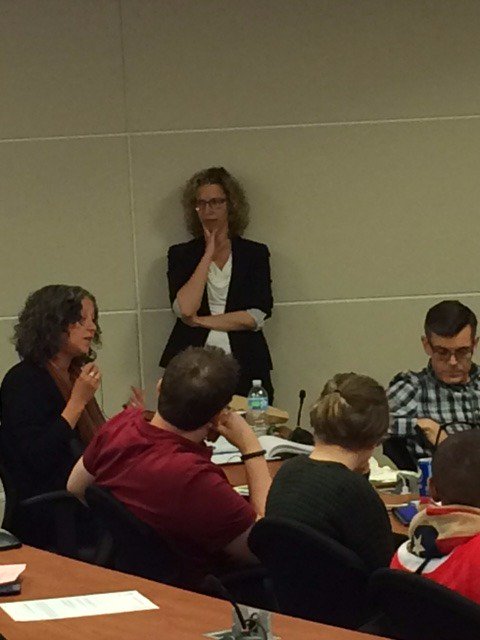 april_camara's tweet photo. @BronxDefenders @NLADA Justine is doing a great job facilitating "Hot Topics in Community Defense" #CODNetwork https://t.co/L68O2HhAJ8