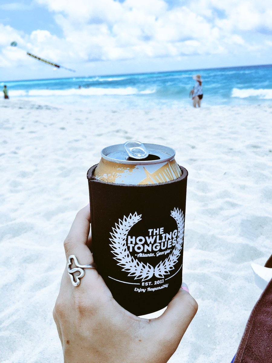 peytonwitcher's tweet photo. 🌤🍺⛱😊 @HowlingTongues https://t.co/g8J1scc5oy