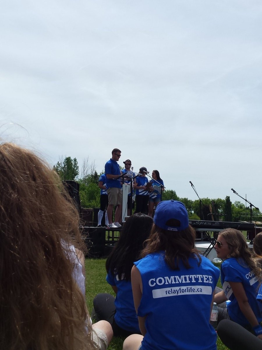 OLOLRelay's tweet photo. Relay is starting out amazing with our opening ceremonies @RFLBishopMac @STJrelayforlife going to be amazing!!!!💛💙💛💙 https://t.co/lMKn64Mlur