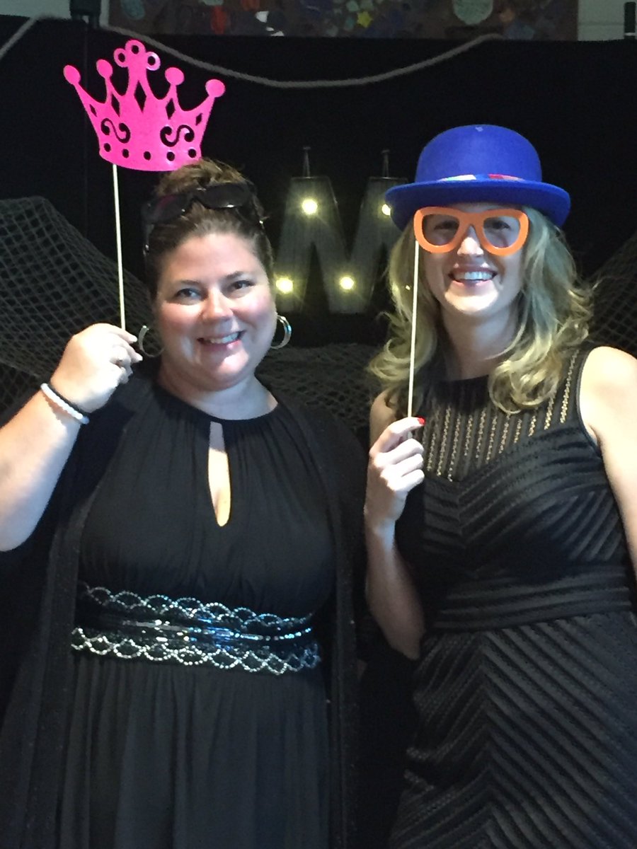 cmshappenings's tweet photo. #CMSsemiformal2016 #makingmemories #funwithfriends #mslallyrocks #mshobinrules https://t.co/1dIuOh5AIn