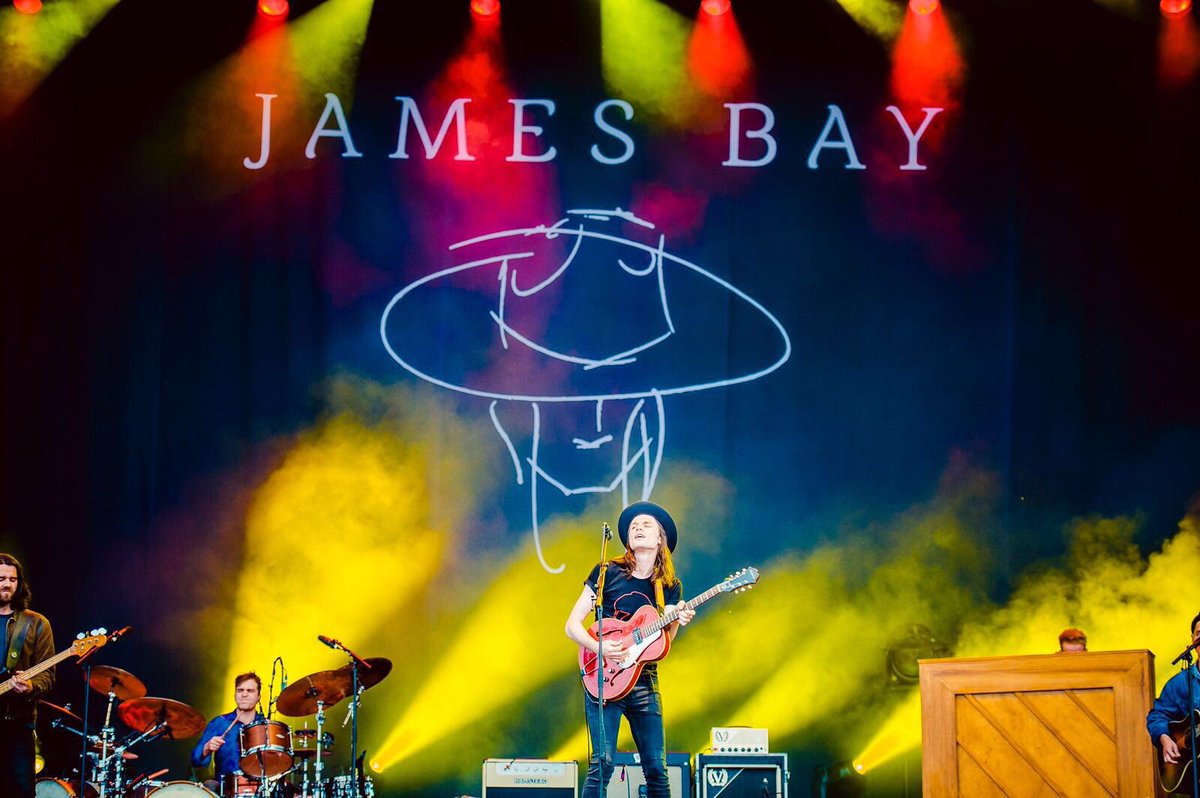 Thank you <a href="/pinkpopfest/">Pinkpop festival</a> Amazing start to festival season!! (Not sure who these snaps are by but, 👌thanks!) x
