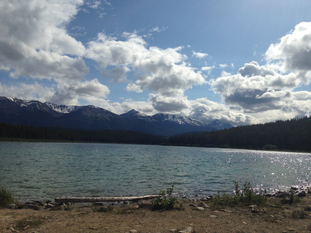 SharonPadgett's tweet photo. Here's one for Karly @__Padge -Lake Patricia😜 https://t.co/ChQgp8AiB9