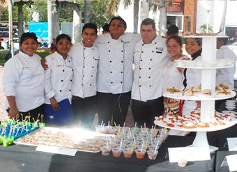Participan en la Feria de la Diversidad Cultural <a href="/UNID_Pdc/">UNIDPlaya del Carmen</a>
bit.ly/28qU2ve
