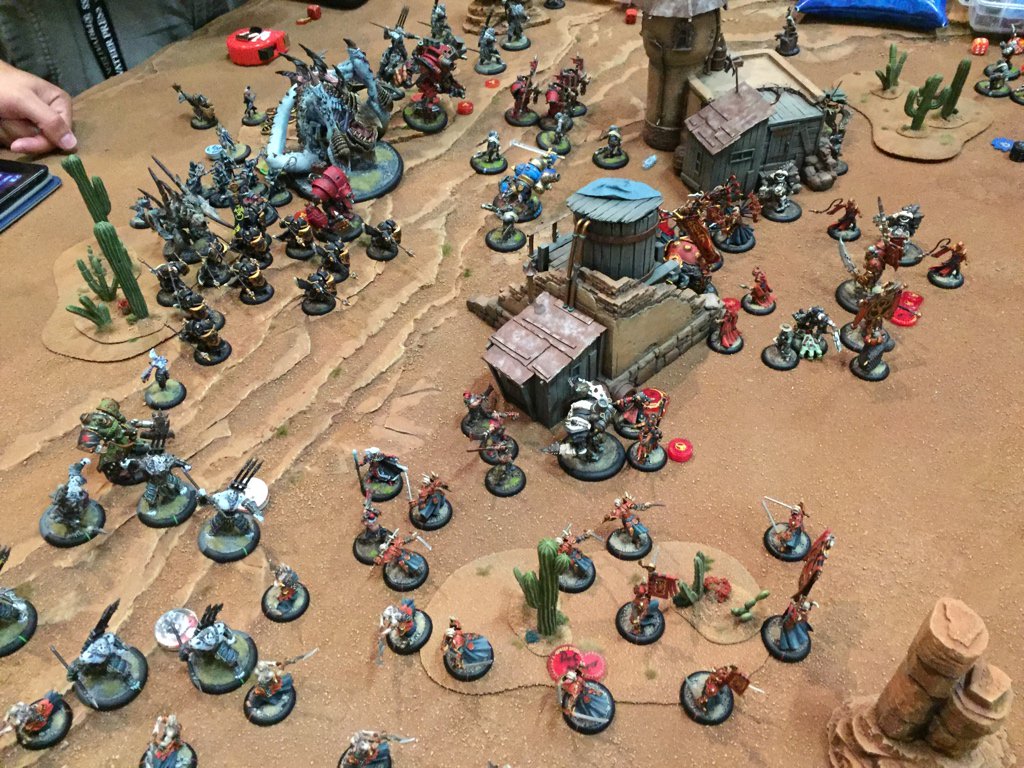 dangerfish's tweet photo. Playing a huge team game at #PPLockAndLoad @privateerpress https://t.co/zNbpJFheFu