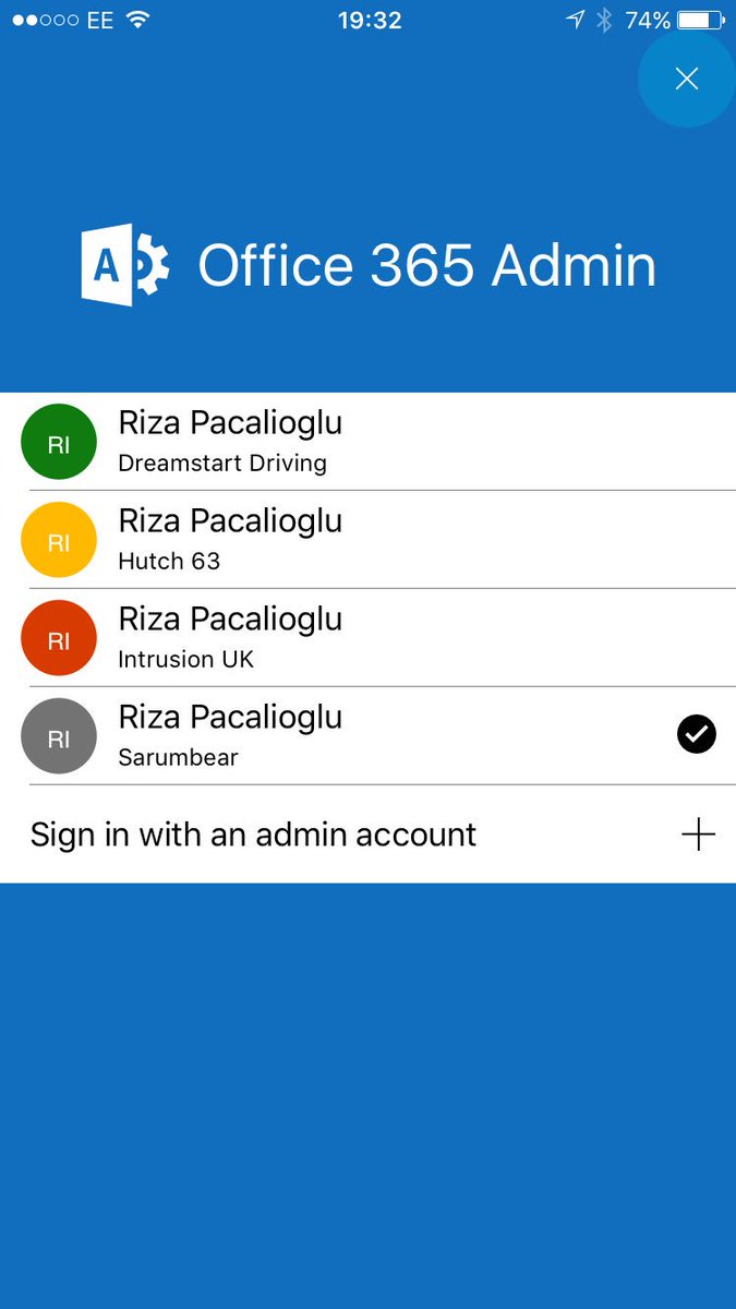 sarumbear's tweet image. @OfficeSupport why so much blank space &amp;amp; where&apos;s the scroll bar? #terribleUI
