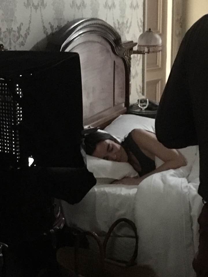 Elodie Bouchez devant la caméra de Christopher Thompson. #laviecestpasducinema bientôt sur <a href="/Francetele/">France Télévisions</a> #FeteduCinema