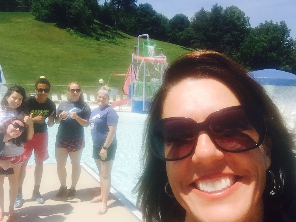 MayorKohl's tweet image. We are excited that the park pool is opening tomorrow morning @11:00!!#finallyopen #itshotoutside #cooloff