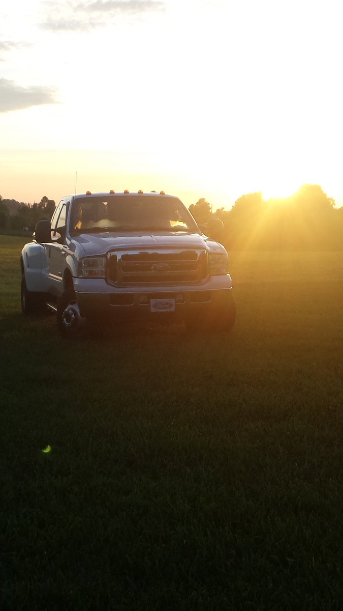 BigWhiskeyCG's tweet photo. When bae can rock the sunset 😍❤💦 https://t.co/ozC03Wsbs3
