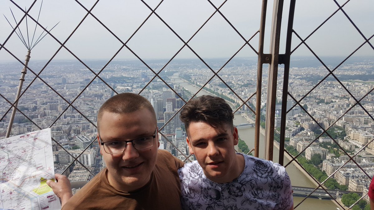 GovanHighSchool's tweet photo. Eiffel Tower trip! #Paris https://t.co/mfdG4Kl0v3