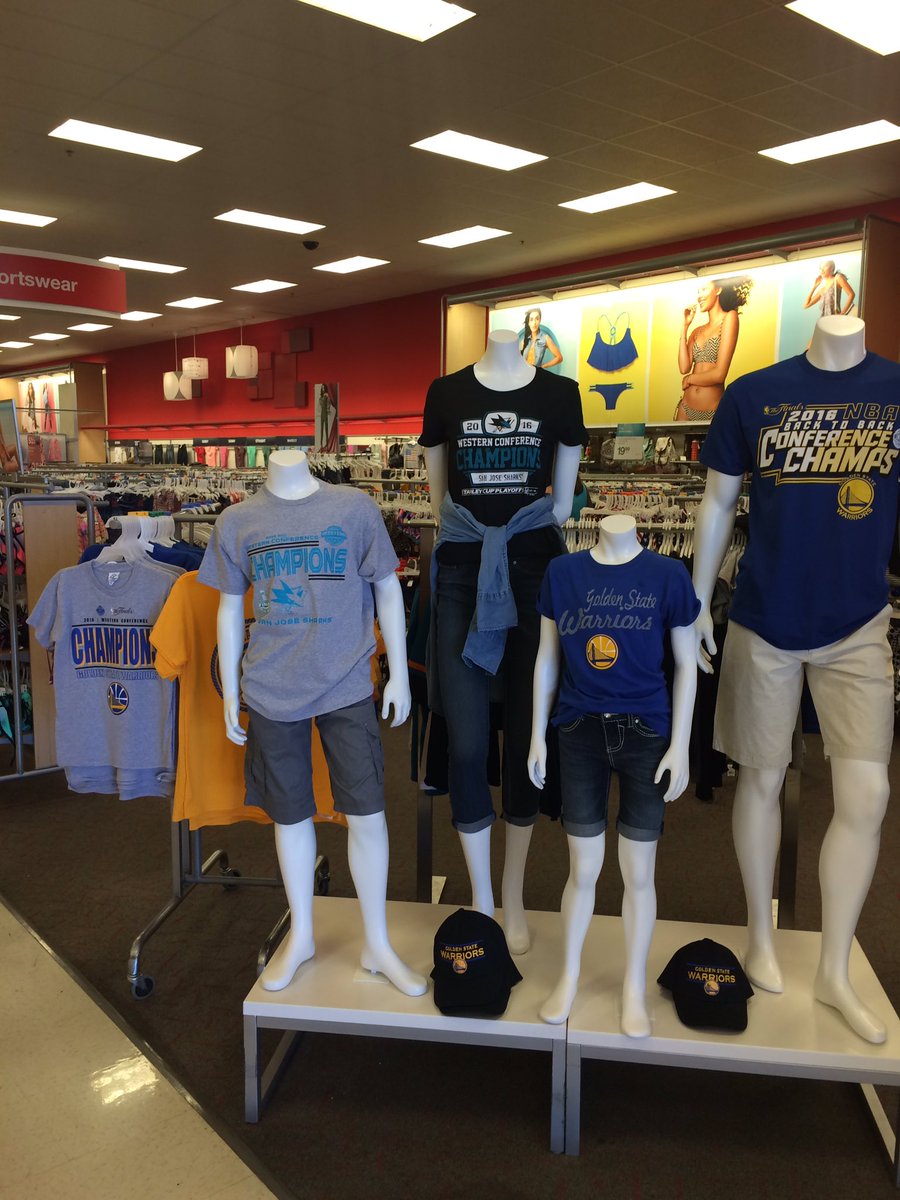 The winning team in Manteca #T1526 supporting the winning team #GoldenState Warriors! <a href="/angel_yanke/">Angel</a> @jaredcardenTGT