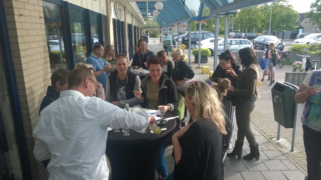 Kaas &amp; Wijn proeverij <a href="/KlaverKaas/">Klaver Kaas</a> ism <a href="/Mitra/">Mitra Ardron</a> #heerlijk en gezellig.....