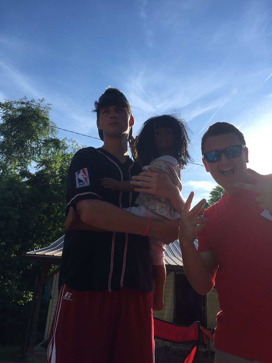 MrRileyJ99's tweet photo. Glad to make some new friends this week. #Crispy #Kim #Meribah https://t.co/76SjRTt0bc