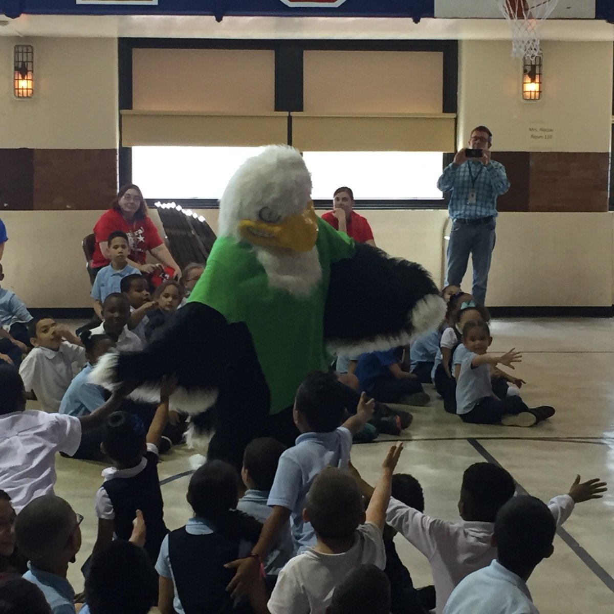 Talen Energy (@talenenergy) on Twitter photo Talen Energy is lead corporate partner for <a href="/UnitedWayGLV/">United Way of the Greater Lehigh Valley</a> #CommunitySchool <a href="/asdcentral/">Central Elementary</a>! Talen Energy is lead corporate partner for <a href="/UnitedWayGLV/">United Way of the Greater Lehigh Valley</a> #CommunitySchool <a href="/asdcentral/">Central Elementary</a>!