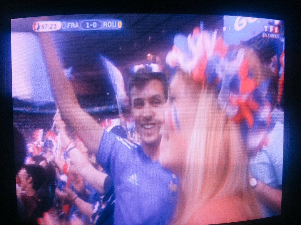 manonbliss's tweet photo. BUUUUUUT 🇫🇷⚽️🙈 #Euro2016 #FiersdetreBleus #FRAROU #BUT https://t.co/Ytn9IlTTbS