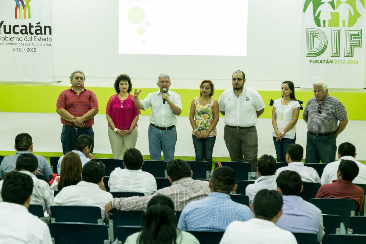GobYucatan's tweet photo. El @DIF_Yucatan y el @INDERMYU convocaron a ayuntamientos a instalar Sistemas Municipales de #PRODEMEFA. https://t.co/woWiziEnDI