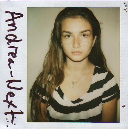 cxtwalk's tweet image. #modelpolaroids