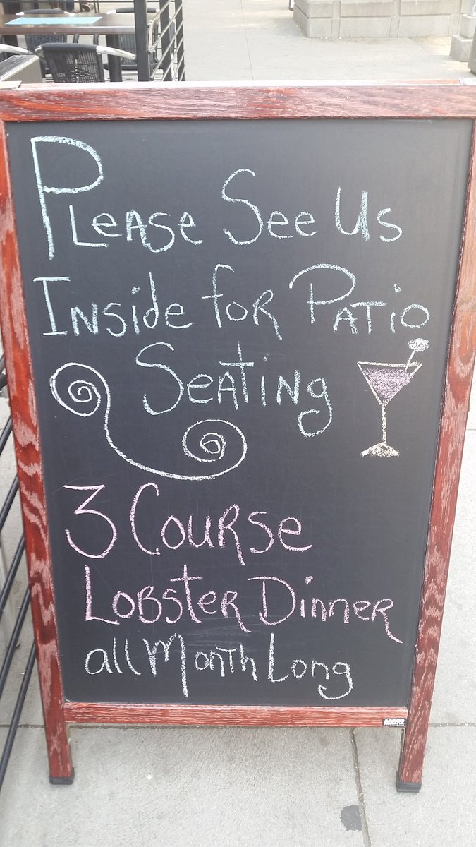 Becktastique's tweet photo. It's also #lobsterfest all month long @TCGWindsor #seafood #downtownwindsor #timetoeat #yqg https://t.co/YWXceKYq2L