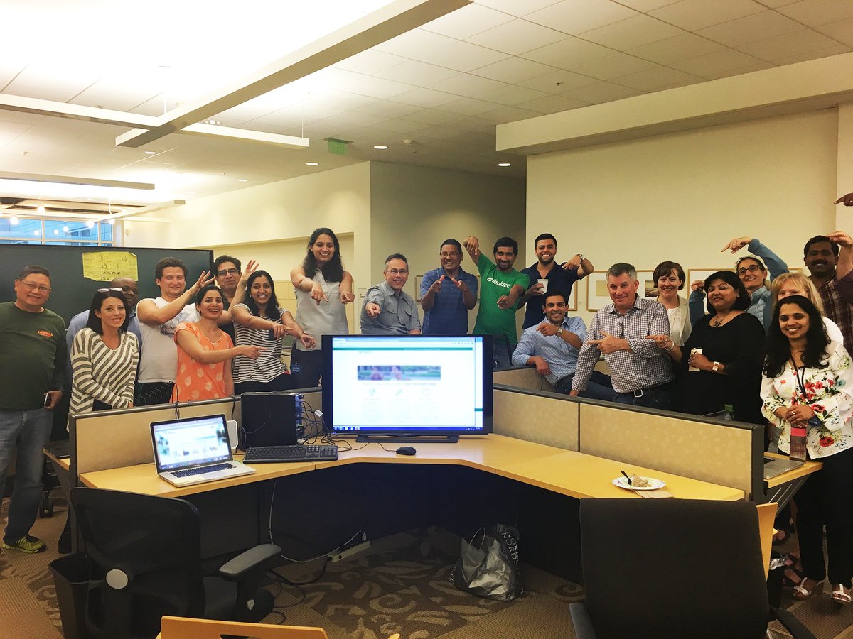 RogerLBarnett's tweet photo. @ShakleeHeather sent me this late last night of the team working
overtime to bring us something new and very cool! https://t.co/QhwVl51UYH