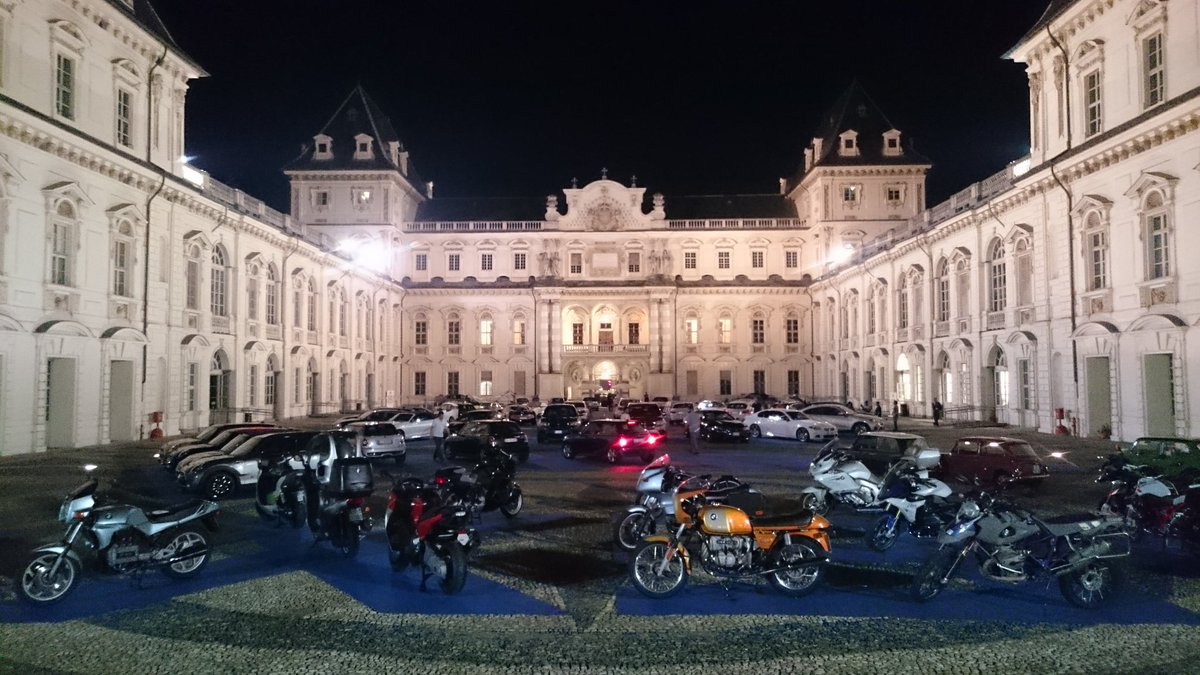 auto_app's tweet image. C'è movimento nel castello del @parco_valentino al #SaloneAutoTorino. Grandi sorprese vi attendono @BMWItalia